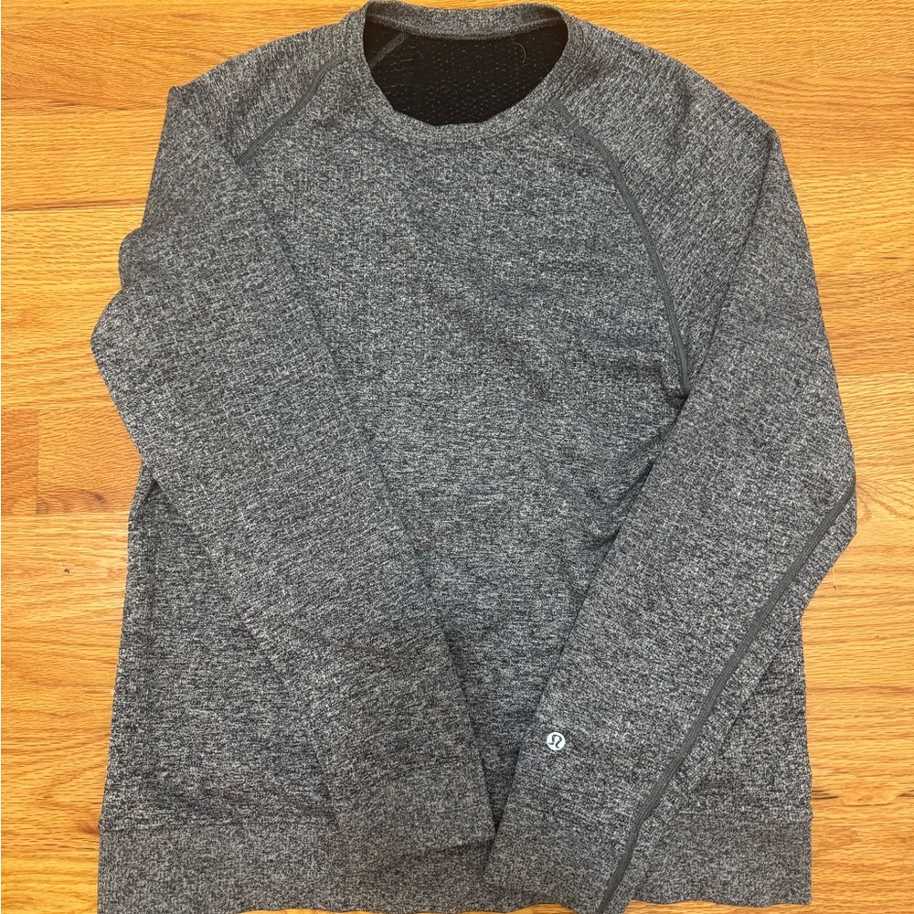 Lululemon engineered warmth sweatshirt. Gray Long Sleeve Sweatshirt
